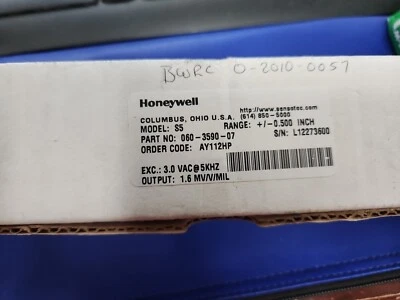 Honeywell 060-3590-07 Honeywell Linear Transducer 3V-RMS@5KHZ 1.6mV Output - Image 1 of 2