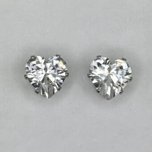 Tachuelas de cristal transparente en forma de corazón de 8 mm - Hechas con cristales Swarovski® (#o) - Imagen 1 de 5