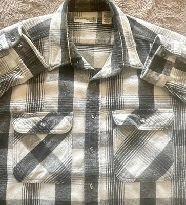 FIELDMASTER Vintage Heavy Plaid Flannel Button Up Shirt XL Black Gray EUC - Image 1 of 4