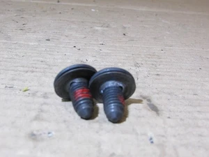 VW Passat B6 left front door central locking catch lock mount bolts screws - Picture 1 of 5