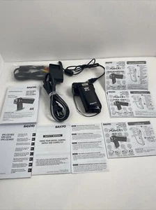 Sanyo VPC-CG10 High Definition Flash Media Camcorder Tested Working With Extras - Picture 1 of 21