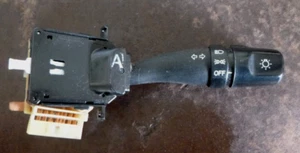 Hyundai Accent 00-2/03 Headlight Indicator Switch - Picture 1 of 3