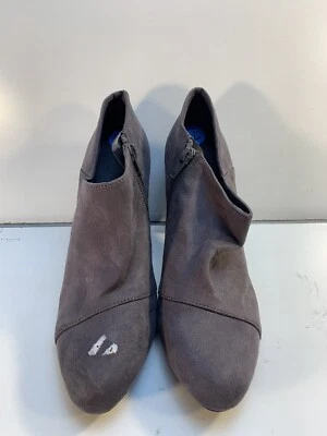 Botas Aerosoles Cinza Tamanho 7.5 SKU#05199 - Imagem 1 de 4