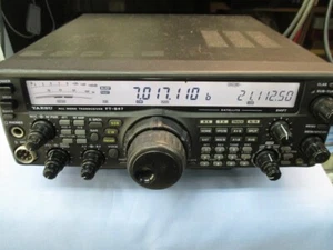 Yaesu FT-847 100W All mode nadajnik-odbiornik Amatorskie radio szynkowe HF Działające Testowane F / S - Zdjęcie 1 z 8