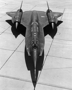 Avión Lockheed YF-12 1971 de la USAF - foto de 8x10 en 8,5x11 #2016 - Imagen 1 de 1