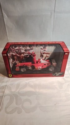 Michael Schumacher Marlboro Ferrari F2004 Seven Time World Champion 2004 1:18... - Bild 1 von 4