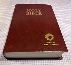 Holy Bible Placed By The Gideons King James Version  Hardcover 2013 - Foto 1 di 6