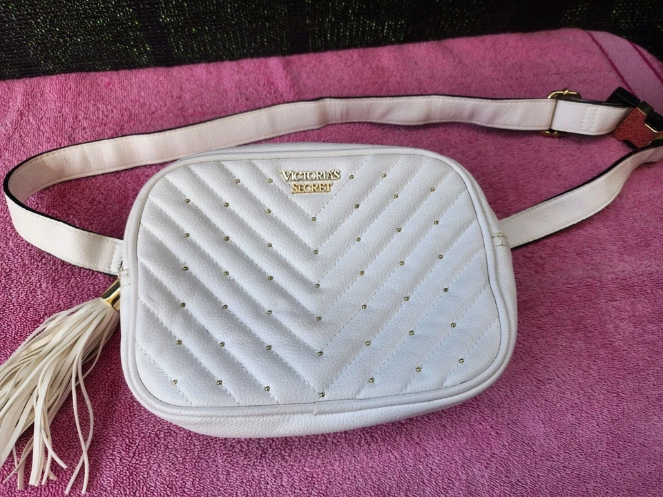 Victoria's Secret V-Quilted Vegan Leather White Waist Fanny Pack Women's Purse - Image 1 of 4