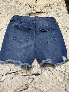 Time and Tru Women's Size Small 4-6 Maternity Jean Shorts Blue Denim NEW - Picture 1 of 3