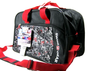 Swiss Gear Digital Camo Print Sport Duffle 18" NWT - Picture 1 of 9