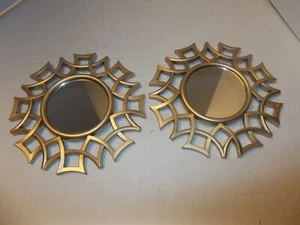 2 espejos pequeños de vidrio Starburst Sunburst plástico dorado 9,75 x 9,75" para el hogar - Imagen 1 de 2