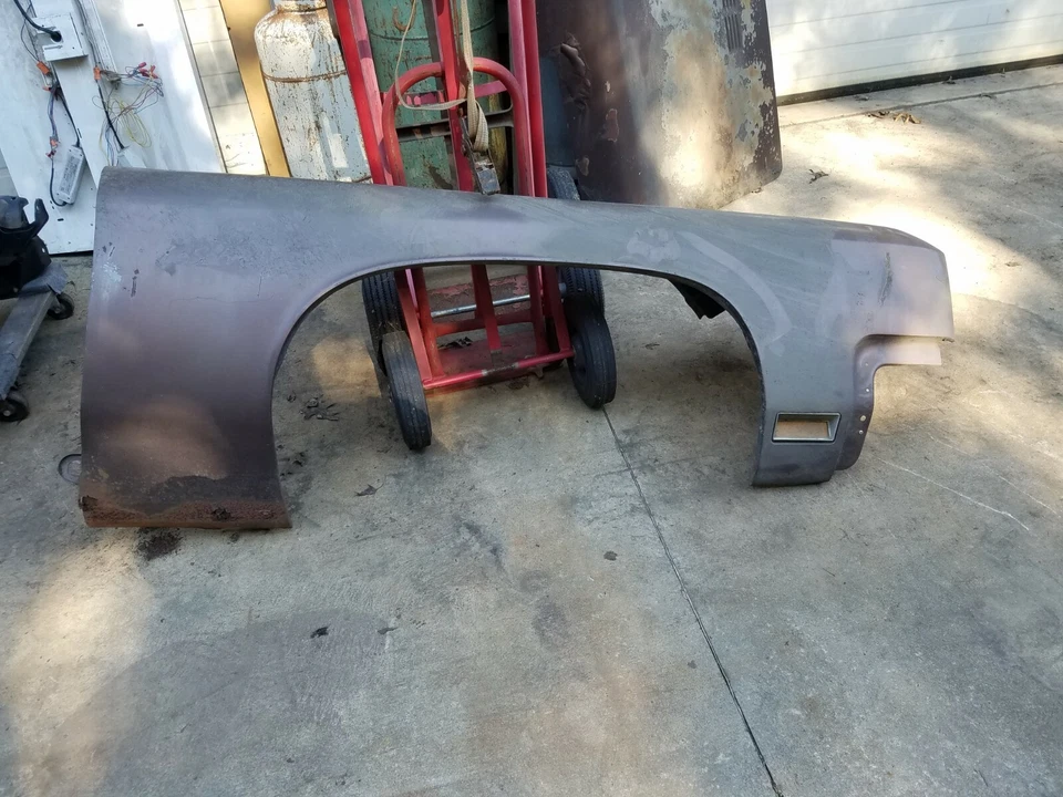 Buick Lesabre 1971 guardabarros de pasajero centurión etc. Foto 1 de 4