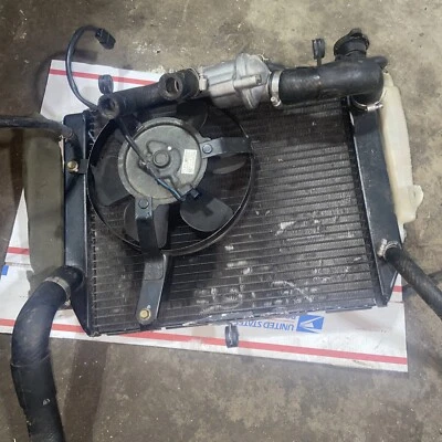 Radiador de sombra VT800C VT800 R Honda - Imagem 1 de 3