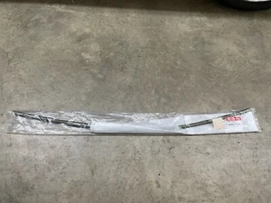 2016-2022 Kia Sportage Passenger Front Upper Molding Genuine OEM 82860 D9000 - Picture 1 of 5