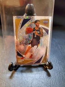 2020-21 Panini NBA Sticker and Card Collection Lonzo Ball #407 🔥 - Foto 1 di 2