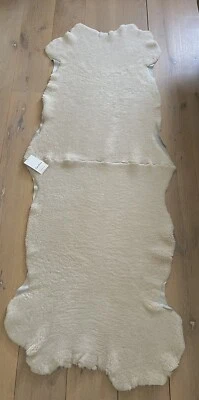 Sheepskin Rug  Owen Barry- Genuine Natural Lambskin- New $330 - Image 1 of 4