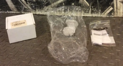 Bolsa de tanque Triumph Thruxton 1200 2016 16 18 19 cierre delantero A9798016 Foto 1 de 4