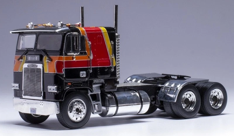 Freightliner FLA Truck 1993 Black/Orange 1:43 IXO TR215 - Immagine 1 di 1
