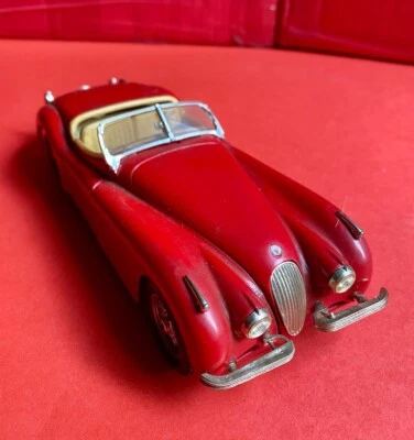 BBURAGO - JAGUAR XK 120 (1948) - Scala 1/24 - Made in Italy - Immagine 1 di 4
