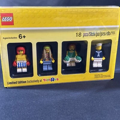 LEGO Collectable 4 Minifigures Set Classic City Minifigure Collection 5004941 - Image 1 of 4