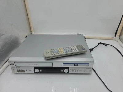 JVC HR-XVC1U DVD VCR Combo Player VHS Recorder 4 Head Hi-Fi  - Image 1 of 4