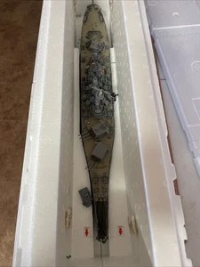 USS Missouri BB-63 Battleship Iowa Class Model BIG MO 1:500 Scale DM Damaged! - Picture 1 of 8