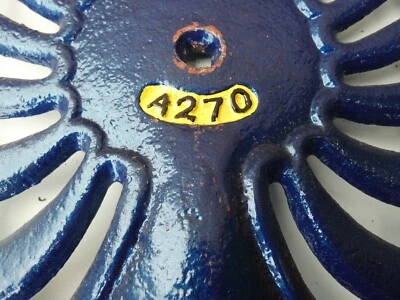 TRACTOR   IMPLEMENT   SEAT   VINTAGE  LARGE  A270 - Image 1 of 4