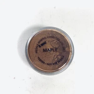 Jane Iredale Mineral Cosmetics Maple punctured selected holes - Picture 1 of 1