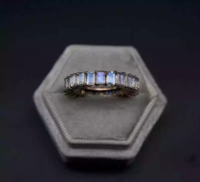 Anillo de eternidad completo de plata maciza 925 con banda de eternidad de piedra lunar de alta calidad Foto 1 de 4