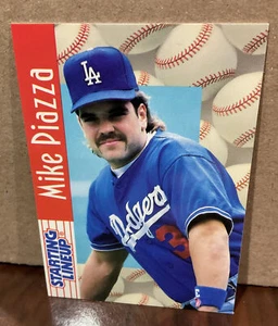MIKE PIAZZA 1997 KENNER STARTING LINEUP CARD - LOS ANGELES DODGERS - Picture 1 of 2