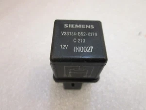 SIEMENS RELAY V23134-B52-X379, MAZDA - Picture 1 of 4