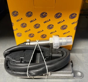 NOX Sensor Hella 6PN358186711 fits DAF 2139930 4326769 - Picture 1 of 4