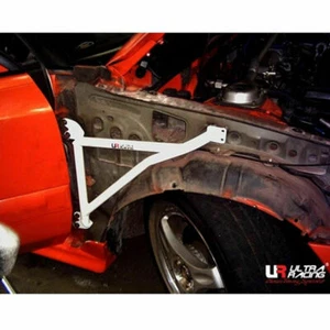 Barras guardabarros Ultra Racing para 89-96 Mazda 323 BG Familia Protege/Ford Lazer TX3 - Imagen 1 de 6