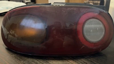 Luz trasera izquierda para conductor Mazda Miata 1990-1997 montaje carcasa OEM Foto 1 de 4