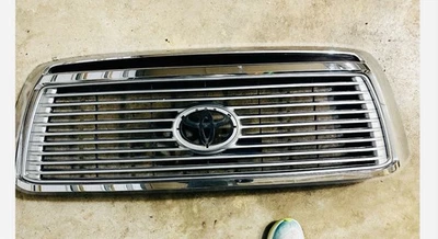 2010 2011 2012 2013 TOYOTA TUNDRA FRONT CHROME GRILL GRILLE OEM - Image 1 of 3