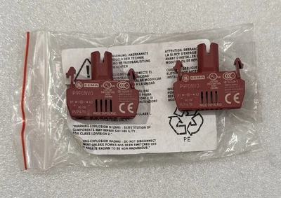 Lot of 2 GE  P9PDNV0 Lamp Holder - Image 1 of 2