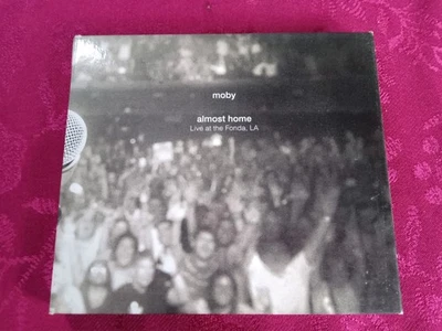 Almost Home Live at the Fonda LA by Moby 2 CD, 2 DVD.  Foto 1 de 4
