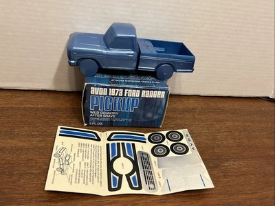 Camioneta pickup Ford Ranger Avon 1973 azul botella completa con caja hoja de calcomanías Foto 1 de 4