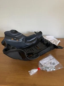 ACERBIS PIASTRA SCORREVOLE PARAPOZZO ADATTO GAS GAS MC 250 F 2021 - 2023 BLK/BIANCO - Foto 1 di 2