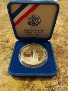 1986 Liberty Silver Dollar "Ellis Island" Silver Dollar BM2 - Picture 1 of 4