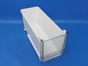 Hisense Refrigerator HRM260N6TSE Center Crisper B04201413 - Picture 1 of 2