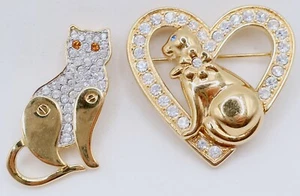 2 Vintage Designer Monet Kitty Cat Rhinestone Pins Brooches 1 Heart Shaped - Picture 1 of 9