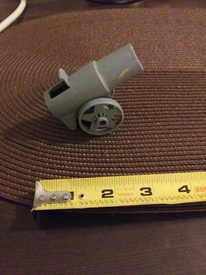 ¿Cañón de juguete de plástico vintage 1972 para juego? Foto 1 de 4