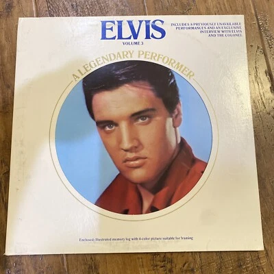 ELVIS- A LEGENDARY PERFORMER VOL. 3 1978 Stamped Promo LP RCA CPL1-3082  w/Book Foto 1 de 4