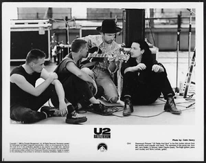U2 Rattle and Hum Original 1980s Movie Promo Photo Bono The Edge - Picture 1 of 1