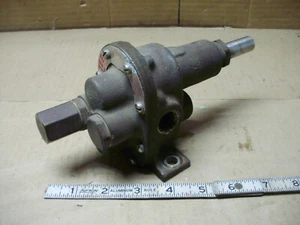 Teel / Dayton Electric 1P779 Brass Gear Pump, 1/2 NPT Pipe, 5/8" Shaft - Picture 1 of 10
