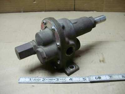 Teel / Dayton Electric 1P779 Brass Gear Pump, 1/2 NPT Pipe, 5/8" Shaft - Image 1 of 4