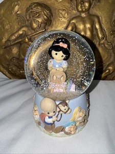 Precious Moments Schneewittchen 7 sieben Zwerge Disney Schaukasten Schneekugel Fell Elise - Bild 1 von 20