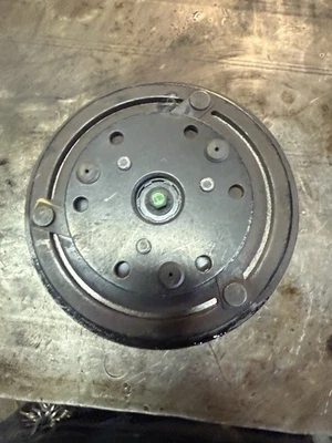 Compresor de aire acondicionado para 00-03 Ford Excursion 7.3 7.3L diésel F250 F350 Super Duty Foto 1 de 4