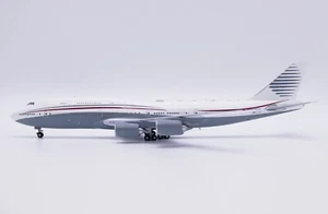 JC Wings 1:400 Qatar Amiri Flight Boeing B747-8i BBJ VIP “Al Mirqab” A7-HBJ - Bild 1 von 18